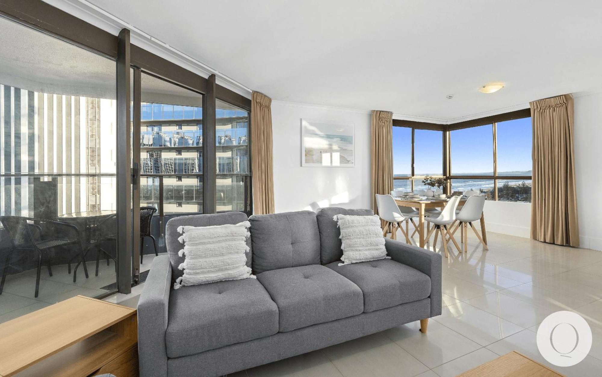 Apartment Of The - Q *